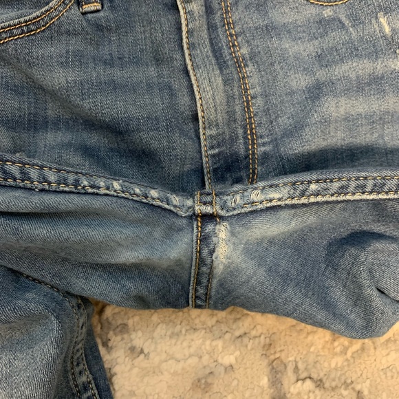 Hollister Super Skinny High-Rise Jeans - Picture 3 of 4